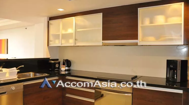  2 Bedrooms  Apartment For Rent in Sukhumvit, Bangkok  near BTS Thong Lo (AA11894)