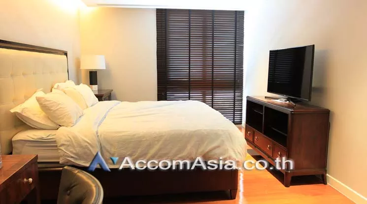  3 Bedrooms  Condominium For Rent in Sukhumvit, Bangkok  near BTS Thong Lo (AA11938)