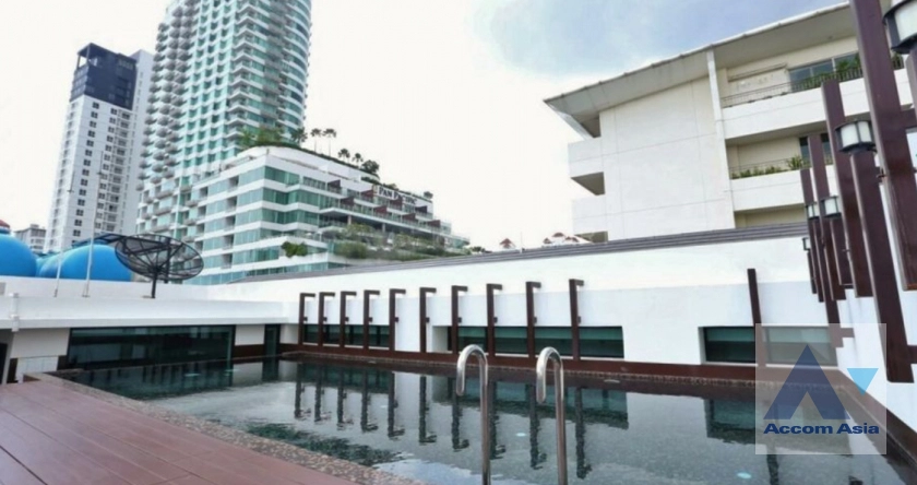  2 Bedrooms  Condominium For Rent in Sukhumvit, Bangkok  near BTS Thong Lo (AA11942)