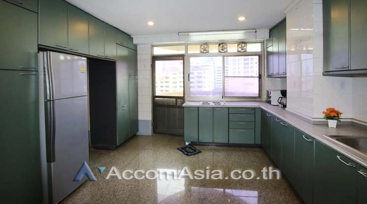 5  3 br Condominium For Rent in Sukhumvit ,Bangkok BTS Phrom Phong at Royal Castle AA11948