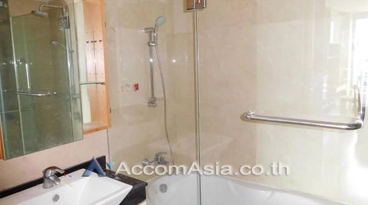 6  2 br Condominium For Rent in Charoennakorn ,Bangkok BTS Krung Thon Buri at Supalai River Place AA11972