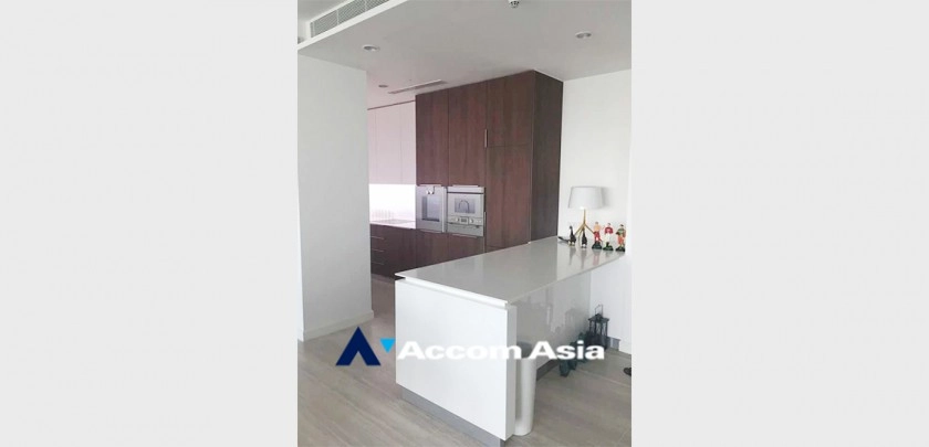 9  2 br Condominium For Rent in Ploenchit ,Bangkok BTS Ratchadamri at 185 Rajadamri AA11973