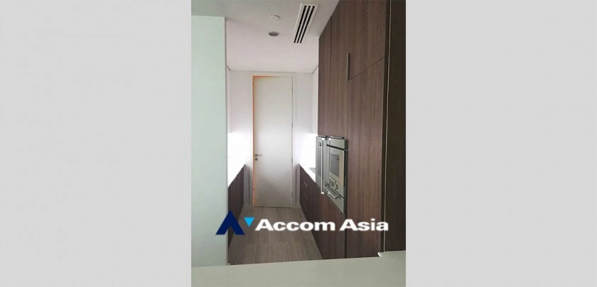 5  2 br Condominium For Rent in Ploenchit ,Bangkok BTS Ratchadamri at 185 Rajadamri AA11973