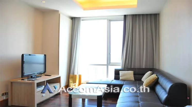  1 Bedroom  Condominium For Rent in Sathorn, Bangkok  near BTS Chong Nonsi (AA12044)