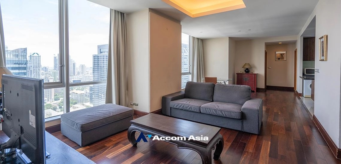  2 Bedrooms  Condominium For Rent in Sathorn, Bangkok  near BTS Chong Nonsi (AA12046)