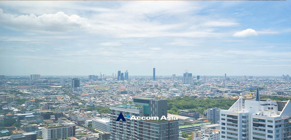  2 Bedrooms  Condominium For Rent in Sathorn, Bangkok  near BTS Chong Nonsi (AA12046)