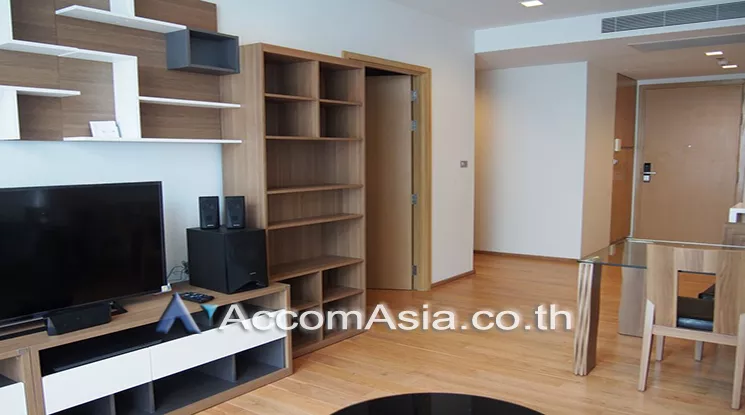  2 Bedrooms  Condominium For Rent in Sukhumvit, Bangkok  near BTS Nana (AA12087)