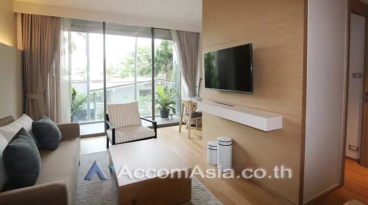  1 Bedroom  Apartment For Rent in Sukhumvit, Bangkok  near BTS Phrom Phong (AA12130)