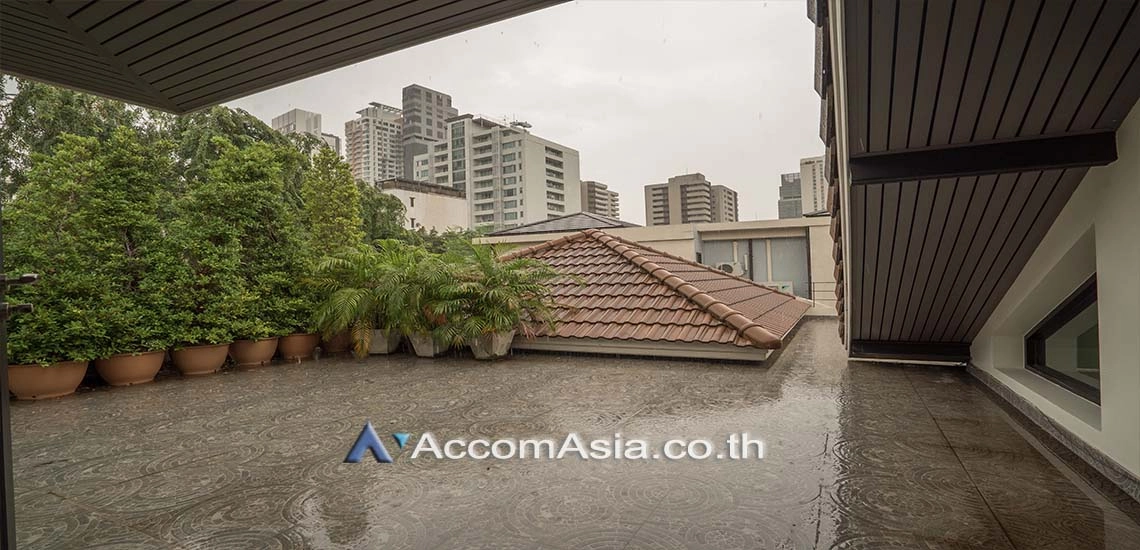 8  3 br Apartment For Rent in Sukhumvit ,Bangkok BTS Phrom Phong at Glorious outdoor area AA12335