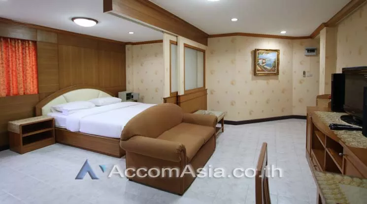  Apartment For Rent in Sukhumvit, Bangkok  near BTS Thong Lo (AA12442)