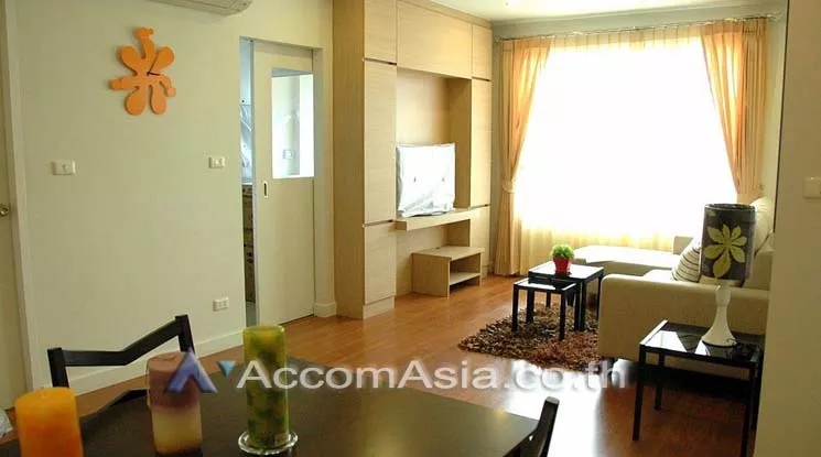  1 Bedroom  Condominium For Rent in Sukhumvit, Bangkok  near BTS Phrom Phong (AA12455)