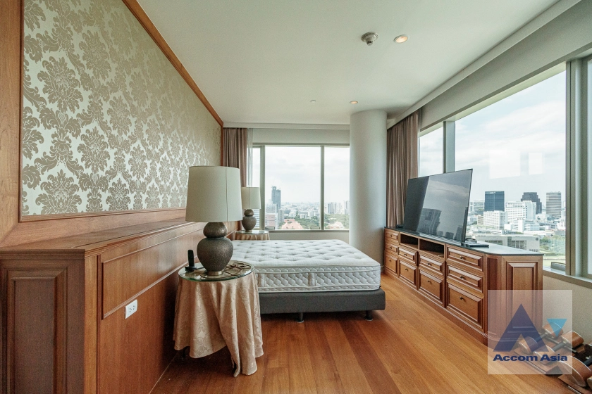 9  3 br Condominium For Rent in Ploenchit ,Bangkok BTS Ratchadamri at 185 Rajadamri AA12509