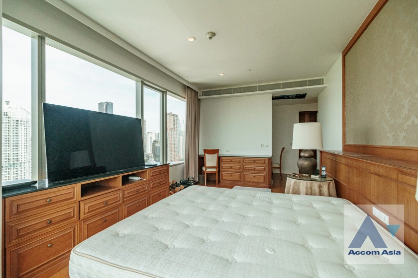 10  3 br Condominium For Rent in Ploenchit ,Bangkok BTS Ratchadamri at 185 Rajadamri AA12509