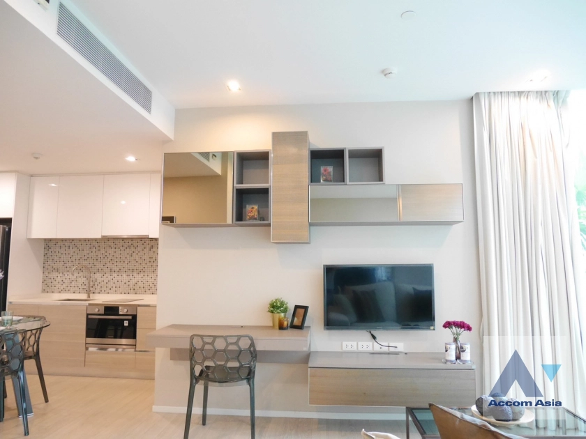 5  1 br Condominium for rent and sale in Sukhumvit ,Bangkok BTS Asok at The Room Sukhumvit 21 AA12620