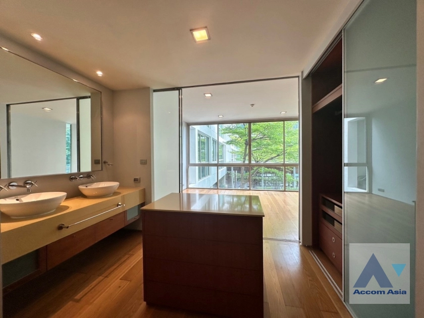 15  3 br Condominium For Rent in Sukhumvit ,Bangkok BTS Phra khanong at Ficus Lane AA12652