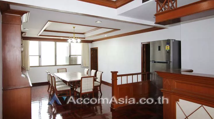 Big Balcony, Pet friendly |  3 Bedrooms  Apartment For Rent in Sukhumvit, Bangkok  near BTS Phrom Phong (AA12660)