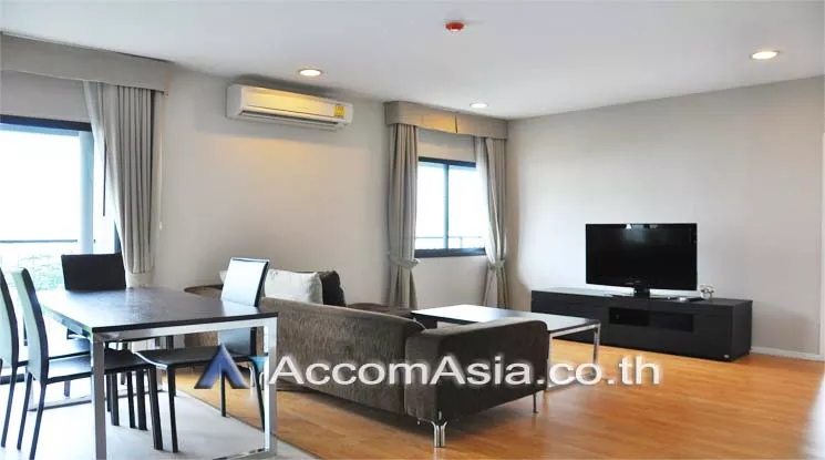  2 Bedrooms  Condominium For Rent in Ploenchit, Bangkok  near BTS Ploenchit (AA12668)