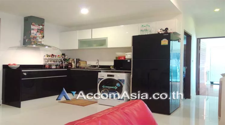 5  2 br Condominium For Sale in Sukhumvit ,Chon Buri  at The Axis AA12685