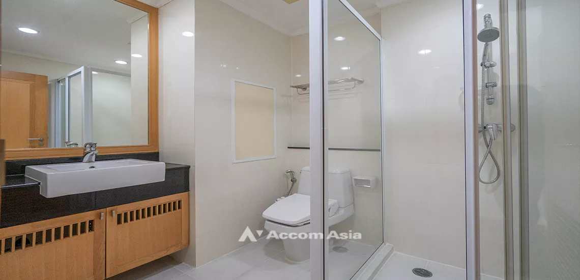 11  3 br Apartment For Rent in Sukhumvit ,Bangkok BTS Phrom Phong at High-quality facility AA12700