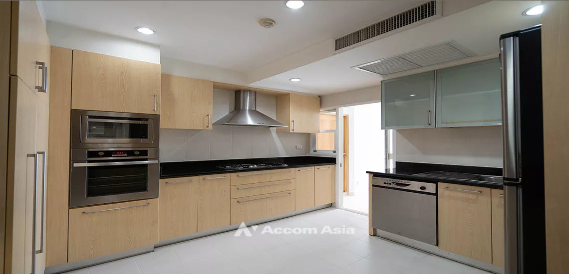 5  3 br Apartment For Rent in Sukhumvit ,Bangkok BTS Phrom Phong at High-quality facility AA12700