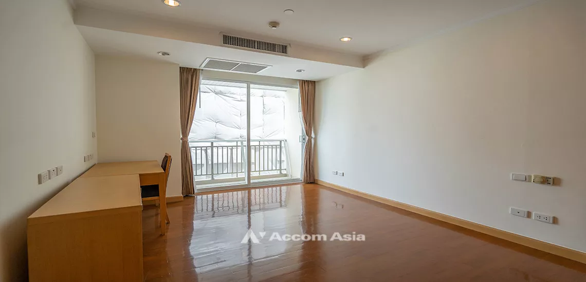 8  3 br Apartment For Rent in Sukhumvit ,Bangkok BTS Phrom Phong at High-quality facility AA12700