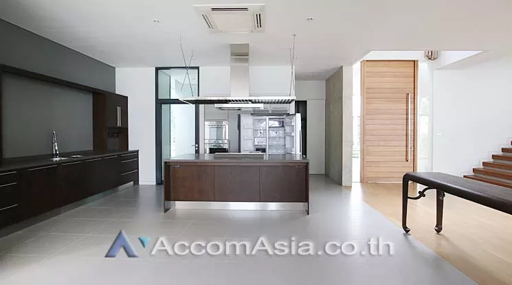 7  4 br House For Rent in Sukhumvit ,Bangkok BTS Phrom Phong at House with Private Pool AA12755