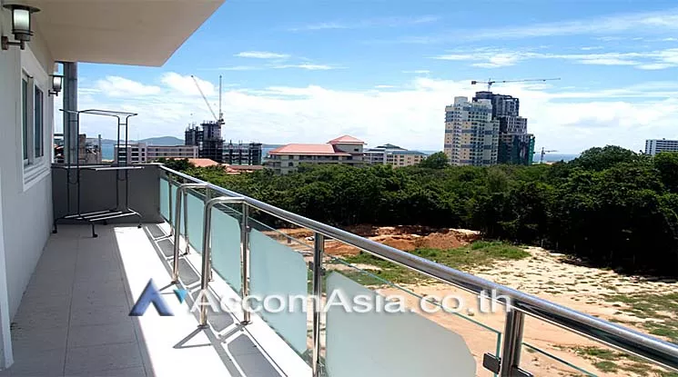  2  1 br Condominium For Sale in Sukhumvit ,Chon Buri  at Pratamnak Condo for URGENT SALE AA12896