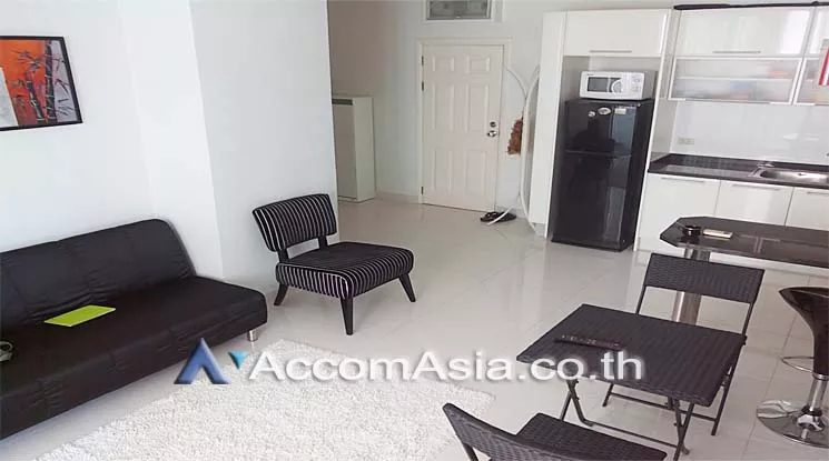  1  1 br Condominium For Sale in Sukhumvit ,Chon Buri  at Closed to Pratumnak Hill AA12899