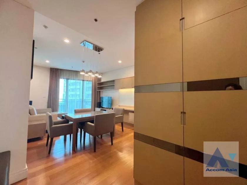  1 Bedroom  Condominium For Rent in Sukhumvit, Bangkok  near BTS Phrom Phong (AA12930)