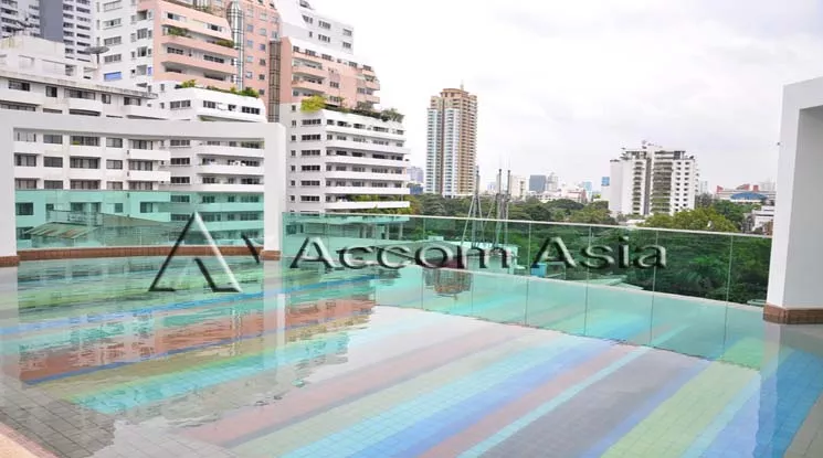  2 Bedrooms  Apartment For Rent in Sukhumvit, Bangkok  near BTS Phrom Phong (AA13030)