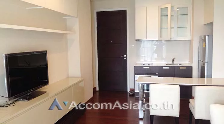  1 Bedroom  Condominium For Rent in Sukhumvit, Bangkok  near BTS Thong Lo (AA13081)