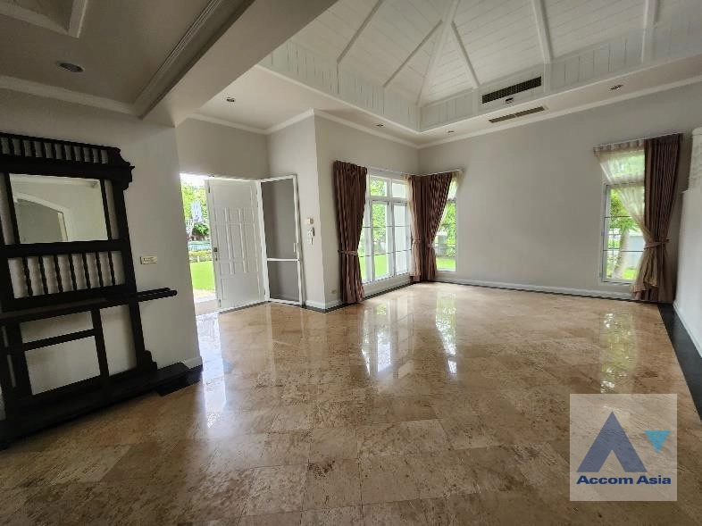 7  5 br House For Rent in Bang Na ,Bangkok  at Nantawan Village Srinakarin AA13082