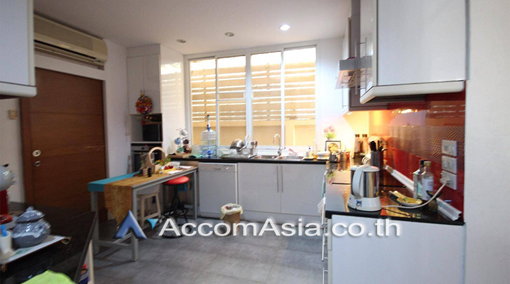  1  3 br House For Rent in sukhumvit ,Bangkok BTS Phrom Phong AA13094