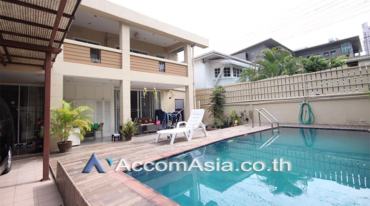 12  3 br House For Rent in sukhumvit ,Bangkok BTS Phrom Phong AA13094