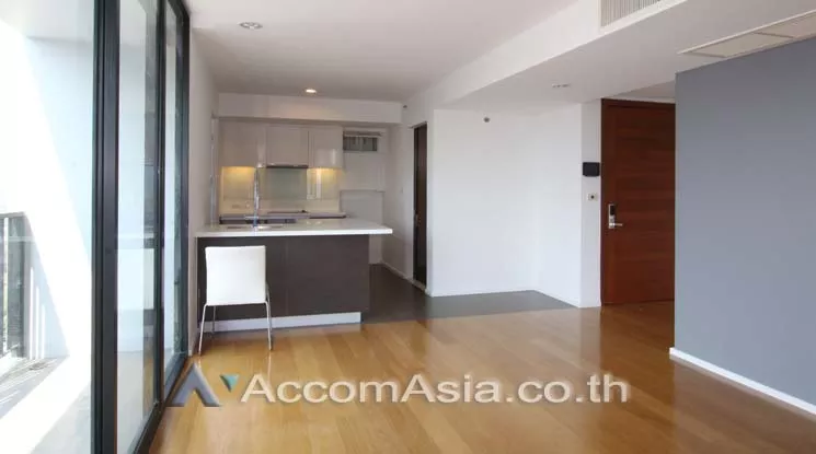  3 Bedrooms  Condominium For Rent in Sukhumvit, Bangkok  near BTS Thong Lo (AA13173)