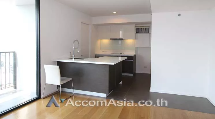  3 Bedrooms  Condominium For Rent in Sukhumvit, Bangkok  near BTS Thong Lo (AA13173)