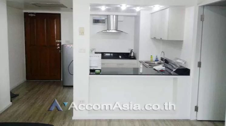  1 Bedroom  Condominium For Rent in Sukhumvit, Bangkok  near BTS Nana (AA13191)