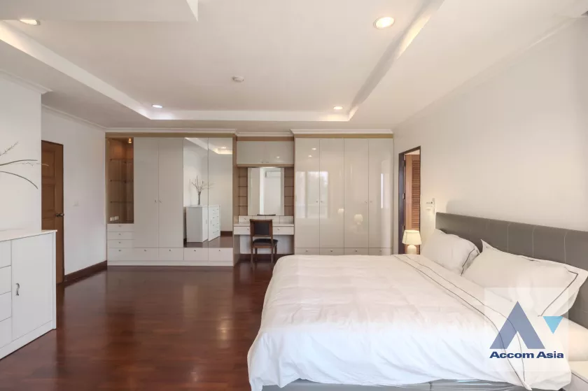 8  3 br Apartment For Rent in Sukhumvit ,Bangkok BTS Thong Lo at Urban Green Apartment AA13207