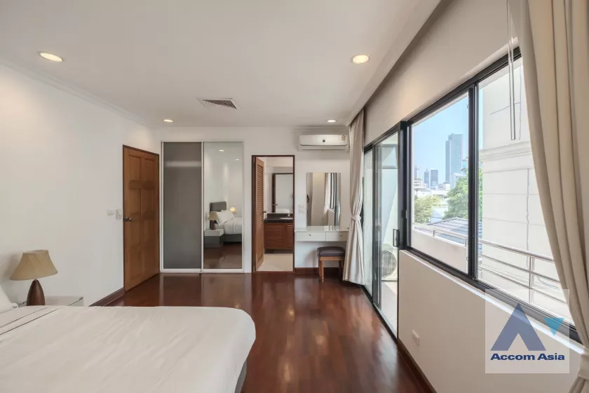 12  3 br Apartment For Rent in Sukhumvit ,Bangkok BTS Thong Lo at Urban Green Apartment AA13207