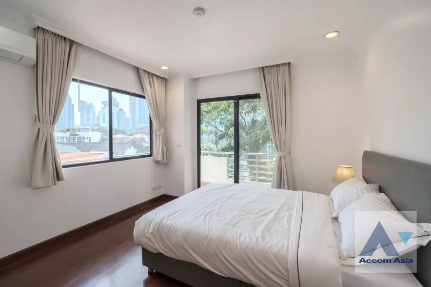 14  3 br Apartment For Rent in Sukhumvit ,Bangkok BTS Thong Lo at Urban Green Apartment AA13207