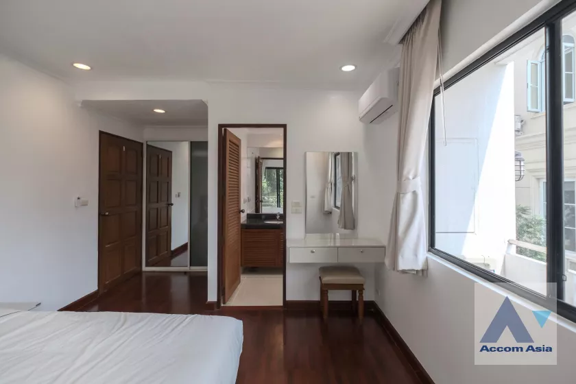 15  3 br Apartment For Rent in Sukhumvit ,Bangkok BTS Thong Lo at Urban Green Apartment AA13207