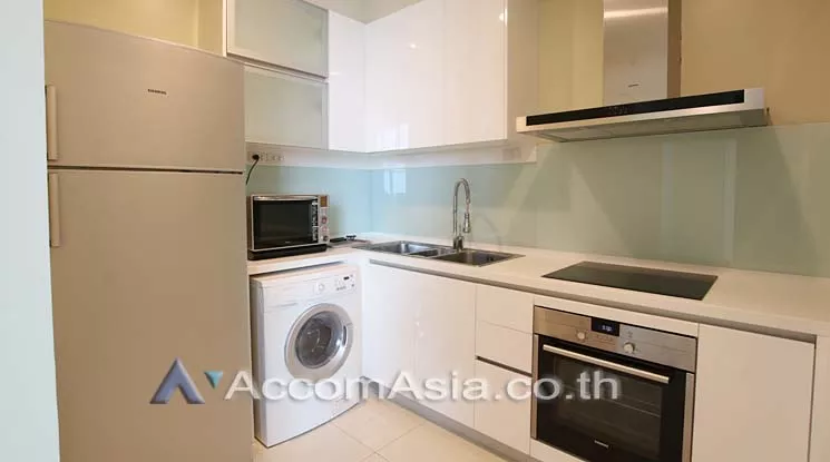  3 Bedrooms  Condominium For Rent in Sukhumvit, Bangkok  near BTS Phrom Phong (AA13277)