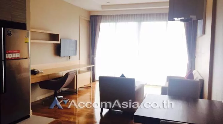  1 Bedroom  Apartment For Rent in Sukhumvit, Bangkok  near BTS Phrom Phong (AA13357)