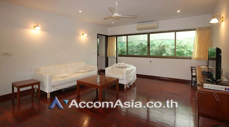 Home Office |  3 Bedrooms  House For Rent in Sathorn, Bangkok  near BTS Chong Nonsi - MRT Lumphini (40153)