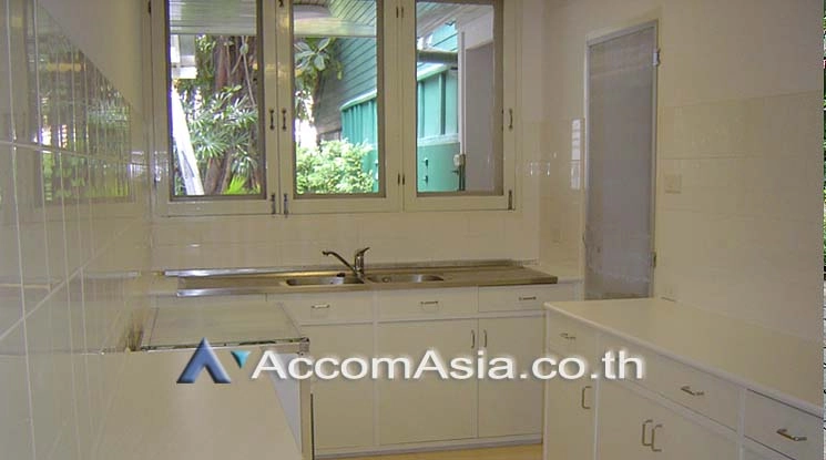 6  3 br House For Rent in sathorn ,Bangkok BTS Chong Nonsi - MRT Lumphini 40153