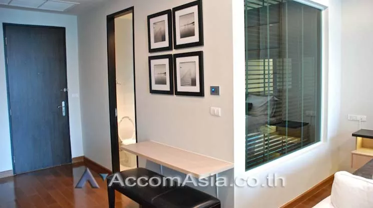  Condominium For Sale in Ploenchit, Bangkok  near BTS Chitlom (AA13378)