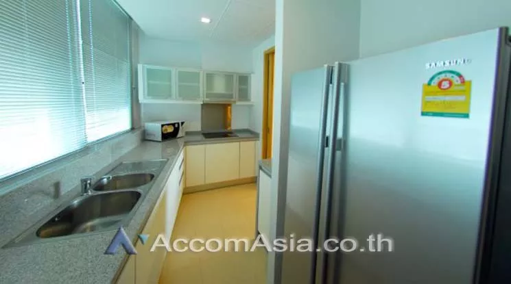  2 Bedrooms  Condominium For Rent in Sukhumvit, Bangkok  near BTS Asok - MRT Sukhumvit (AA13426)