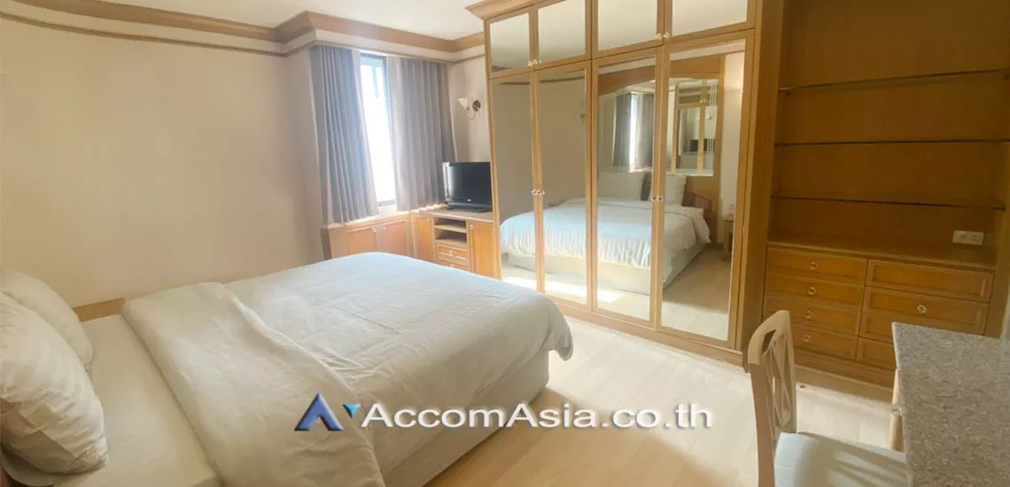 Pet friendly |  2 Bedrooms  Condominium For Rent in Sukhumvit, Bangkok  near BTS Asok - MRT Sukhumvit (AA13477)