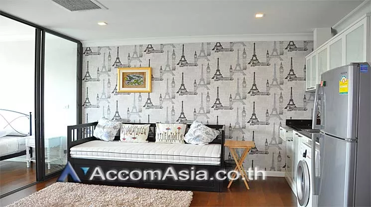  1 Bedroom  Condominium For Rent in Sukhumvit, Bangkok  near BTS Thong Lo (AA13486)