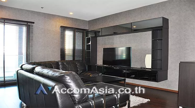  2 Bedrooms  Condominium For Rent in Sukhumvit, Bangkok  near BTS Thong Lo (AA13487)